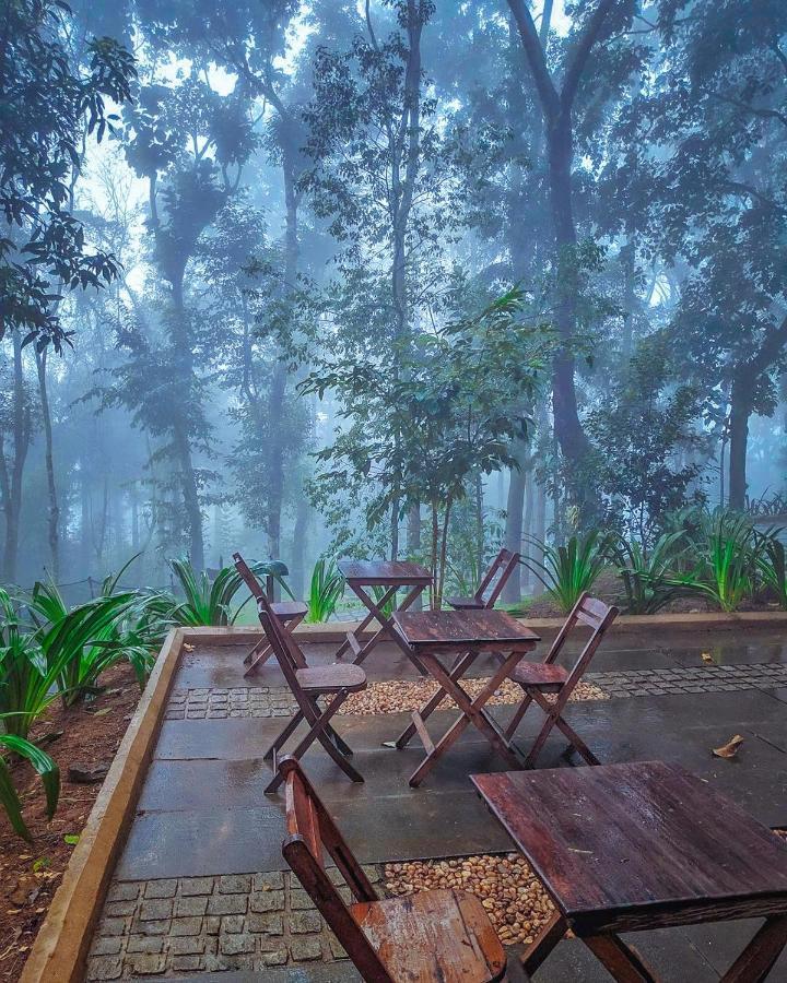 Greenwoods Resort, Thekkady Exterior foto